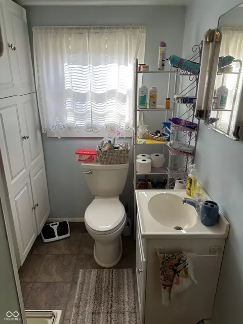 253 E Wood Ave, Universal, IN 47884 photo 10