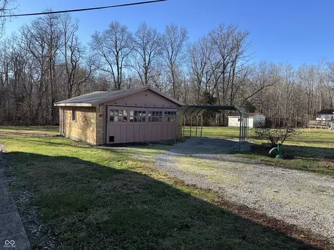253 E Wood Ave, Universal, IN 47884 photo 4