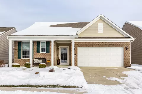 16116 Loire Valley Dr, Fishers, IN 46037