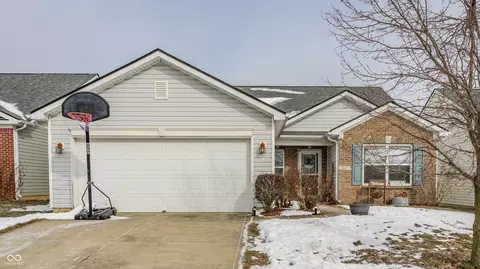 3865 Dusty Sands Rd, Whitestown, IN 46075