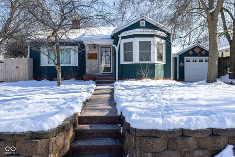 521 S East St, Plainfield, IN 46168