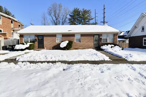369-371 N Main St, Martinsville, IN 46151
