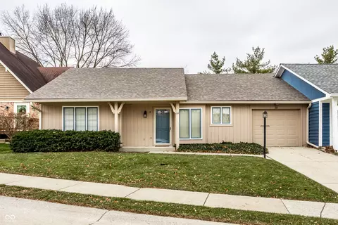 38 Woodacre Dr, Carmel, IN 46032