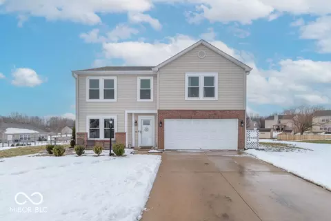 507 Abbywood Cir, Danville, IN 46122