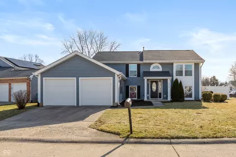 8096 Cardinal Cv E, Indianapolis, IN 46256