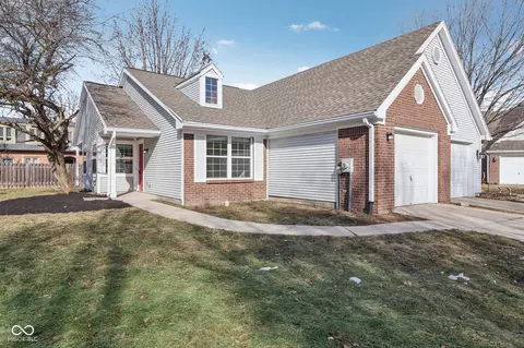 1110 Viburnum Dr, Indianapolis, IN 46260