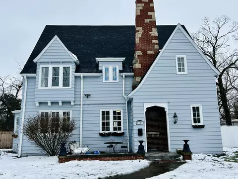 1203 W 8th St, Anderson, IN 46016