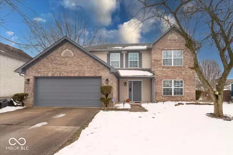 7824 Rosebush Dr, Indianapolis, IN 46237