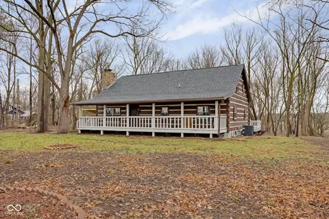 1084 Chipmunk Ln, Pendleton, IN 46064