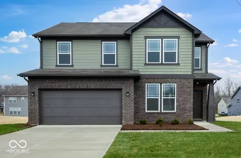 4767 E Shadowbrook Dr, Camby, IN 46113