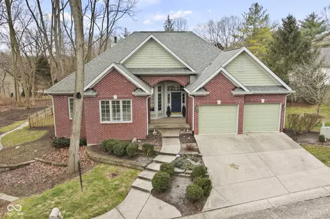 8107 Woodcreek Dr, Indianapolis, IN 46256