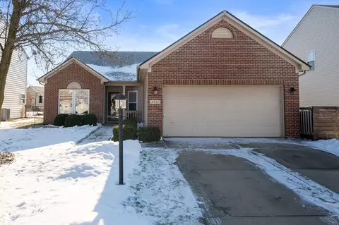 4423 Valley Trace Dr, Indianapolis, IN 46237