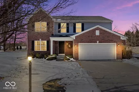 18657 Mckeon Ct, Noblesville, IN 46062