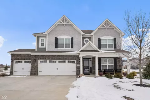 9847 Gallop Ln, Fishers, IN 46040