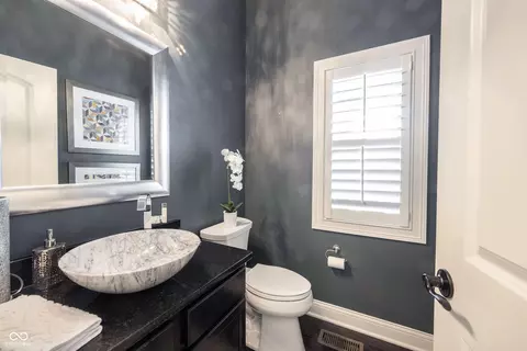Bath - 15744 Bethpage Trl, Carmel, IN 46033 photo 5 of 6