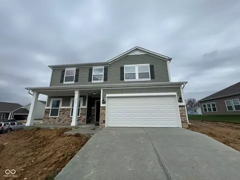 202 Maggie Ln, Batesville, IN 47006