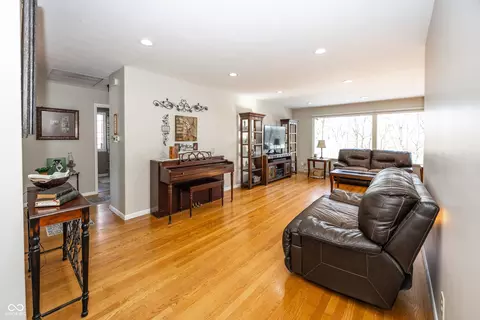 9 Wedding Ln, Plainfield, IN 46168 photo 5