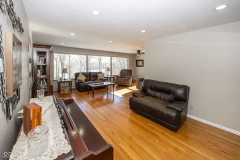 9 Wedding Ln, Plainfield, IN 46168 photo 4