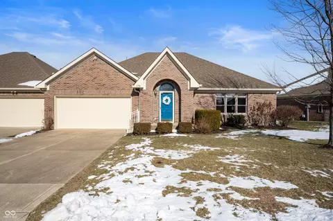5756 Kensington Way S, Plainfield, IN 46168