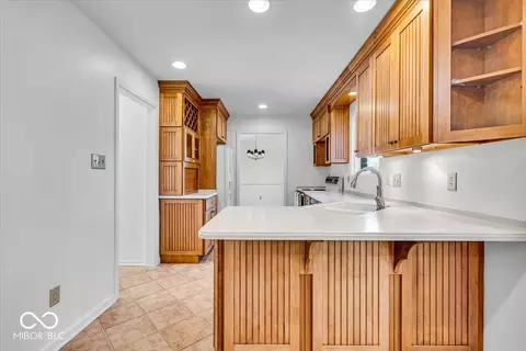 9012 Colgate St, Indianapolis, IN 46268 photo 12