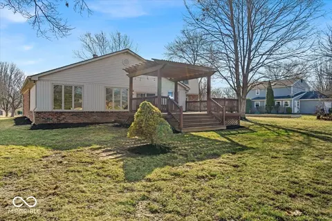 9012 Colgate St, Indianapolis, IN 46268 photo 25