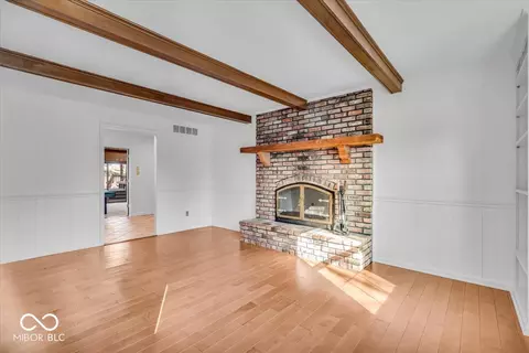 9012 Colgate St, Indianapolis, IN 46268 photo 6