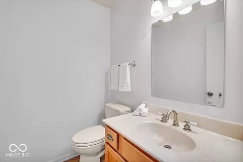 9012 Colgate St, Indianapolis, IN 46268 photo 18