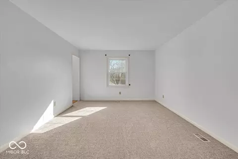 9012 Colgate St, Indianapolis, IN 46268 photo 10