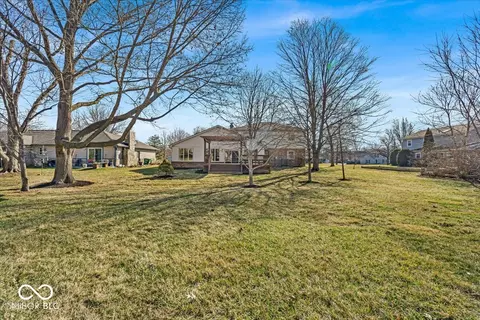 9012 Colgate St, Indianapolis, IN 46268 photo 27