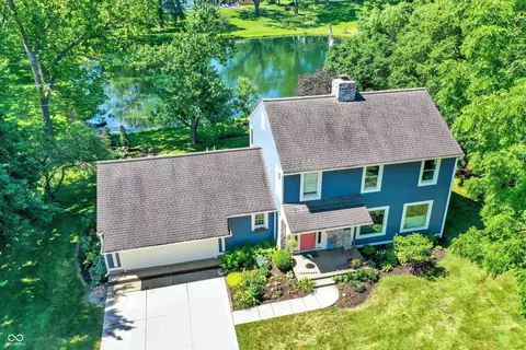 635 Terrace Dr, Zionsville, IN 46077