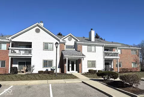 8104 Glenwillow Ln #208, Indianapolis, IN 46278