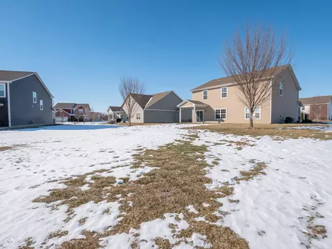 Exterior - 5619 Beale St, Plainfield, IN 46168 photo 10 of 23