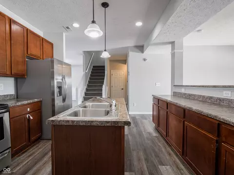 Kitchen - 5619 Beale St, Plainfield, IN 46168 photo 6 of 7