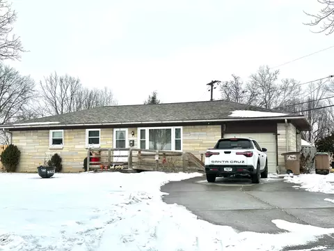 4012 29th St, Columbus, IN 47203