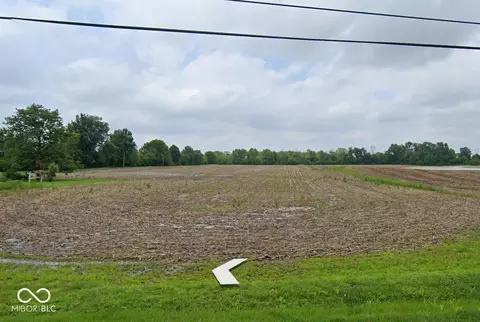 9550 Maze Rd, Indianapolis, IN 46259
