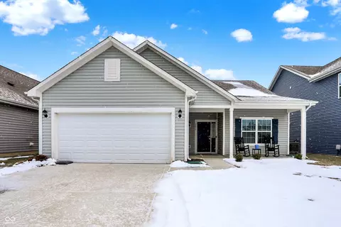 2439 Bridlewood Dr, Franklin, IN 46131
