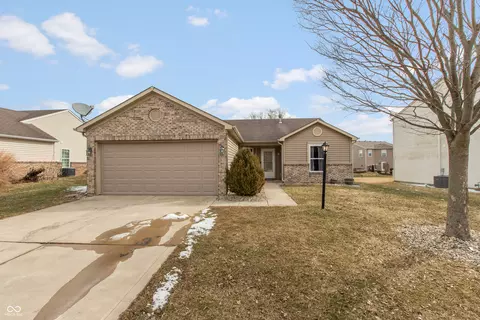 352 Parkview Dr, Danville, IN 46122