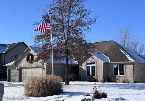 3850 Cedar Creek Way, New Palestine, IN 46163