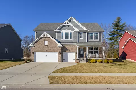 3122 Gray Hawk Dr, Columbus, IN 47201