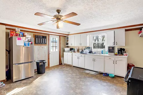 Kitchen - 6951 E Michigan Rd, Waldron, IN 46182 photo 2 of 2