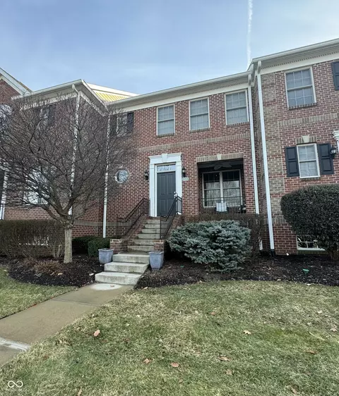 13643 E 131st St #4B, Fishers, IN 46037