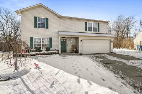 1830 Sweet Blossom Ln, Indianapolis, IN 46229