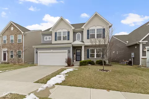714 Keepsake Run, Greenwood, IN 46143
