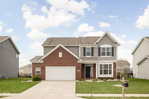 5136 Charmaine Ln, Plainfield, IN 46168