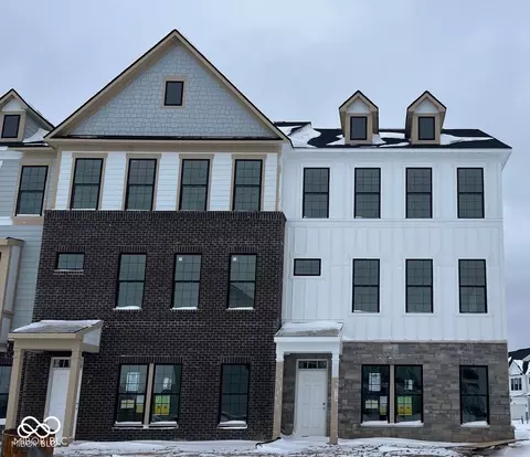 10936 Hanovarian St, Zionsville, IN 46077