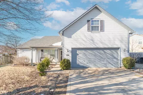 202 Oakview Dr, Mooresville, IN 46158