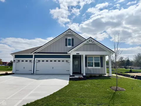 5909 Agogo Way, Greenwood, IN 46143