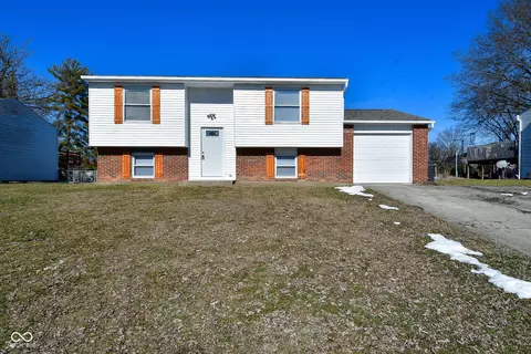 9028 Caminito Ct, Indianapolis, IN 46234