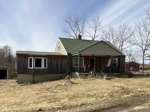2101 Mitten Rd, Bowling Green, IN 47833