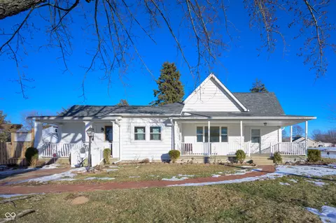 1602 S P St, Elwood, IN 46036
